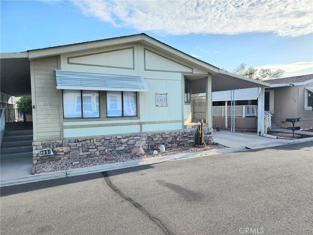 5001 W Florida 709