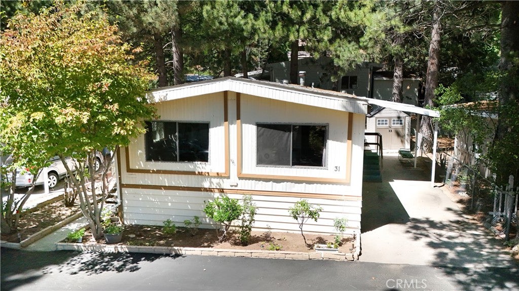 22899 Byron Road 31