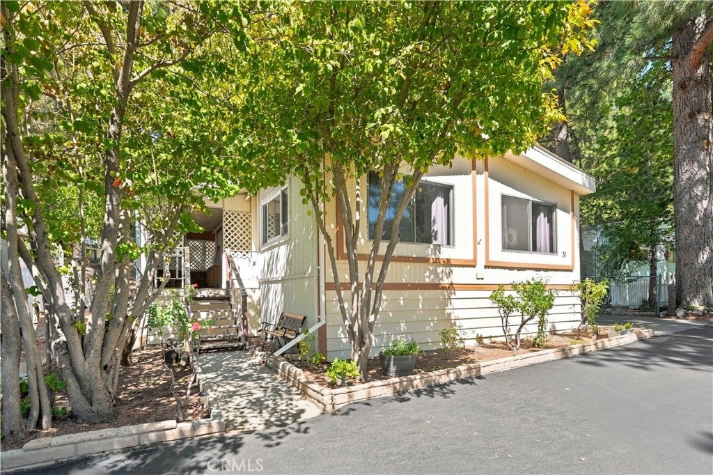 22899 Byron Road 31