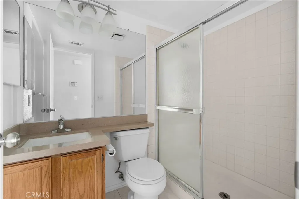 Rancho Cucamonga, California 91701, United States, 4 Bedrooms Bedrooms, ,3 BathroomsBathrooms,Residential,Pending,206244