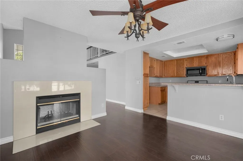 Rancho Cucamonga, California 91701, United States, 4 Bedrooms Bedrooms, ,3 BathroomsBathrooms,Residential,Pending,206244