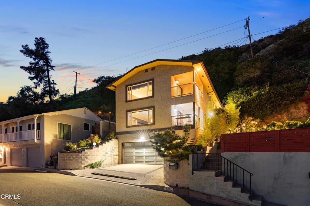809 Skyland Drive