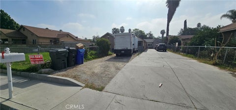 Photo of 4006 Rubidoux BLVD #B, Riverside, CA 92509 (MLS # IV26201990)