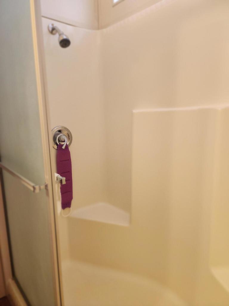 Desert Crest CC - Residential Lease