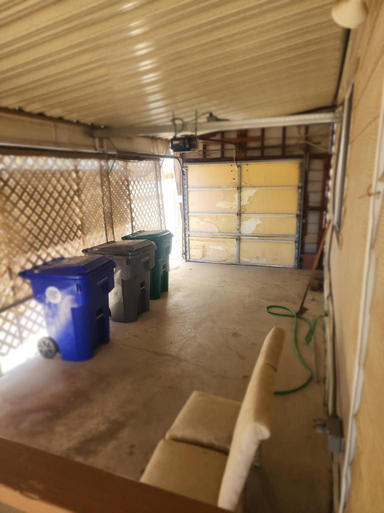 Desert Crest CC - Residential Lease