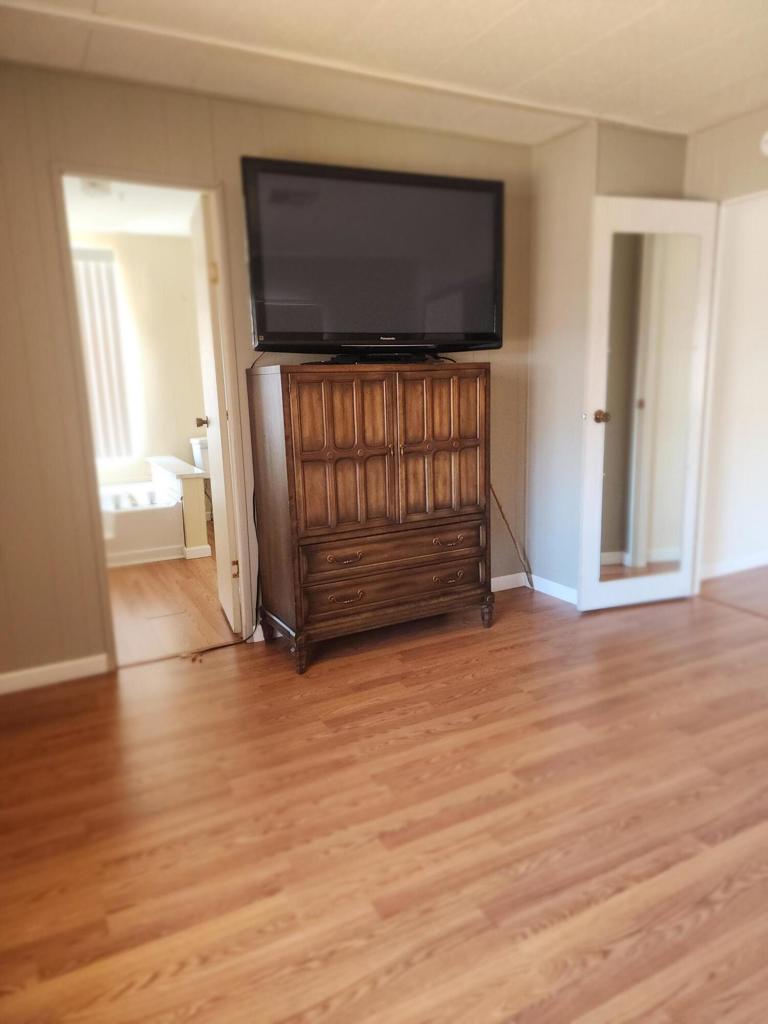 Desert Crest CC - Residential Lease