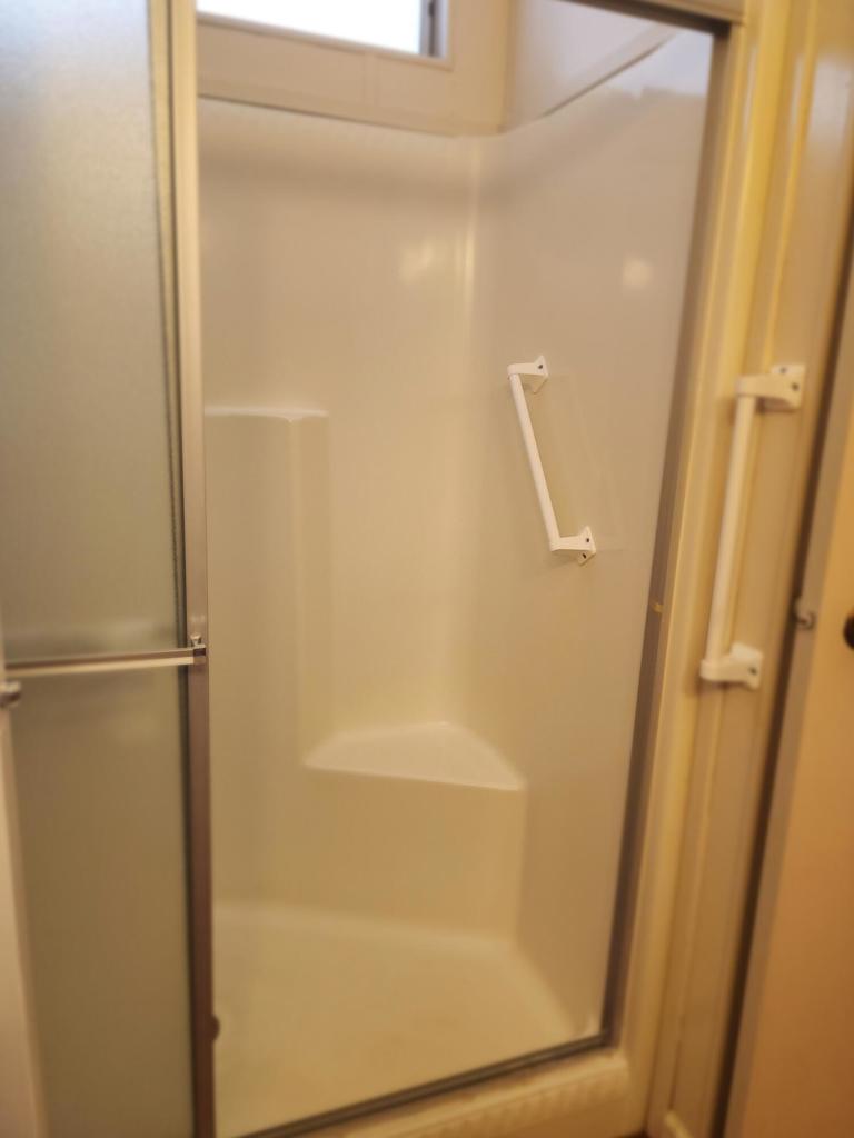 Desert Crest CC - Residential Lease