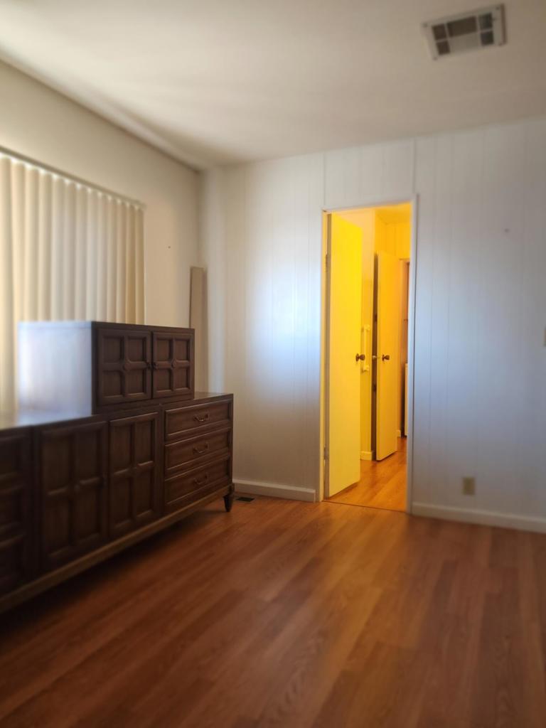 Desert Crest CC - Residential Lease