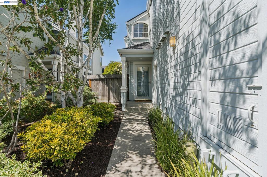 39 Benedict Ct