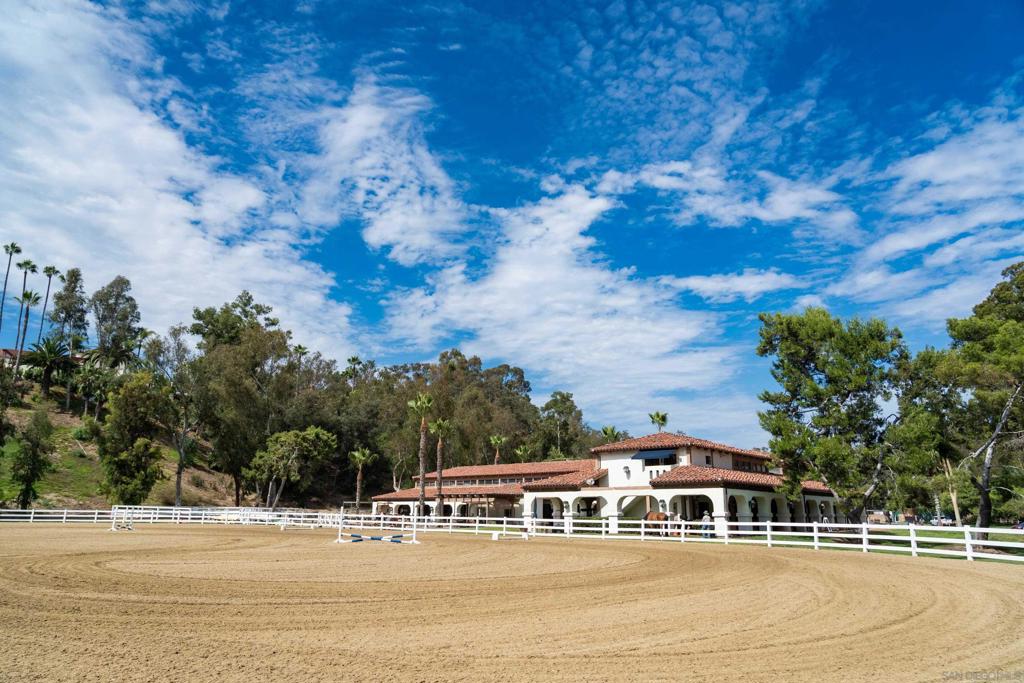 Rancho Santa Fe - Residential
