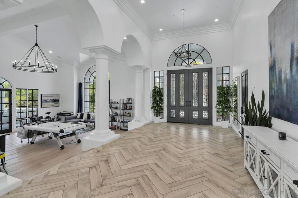 Rancho Santa Fe - Residential