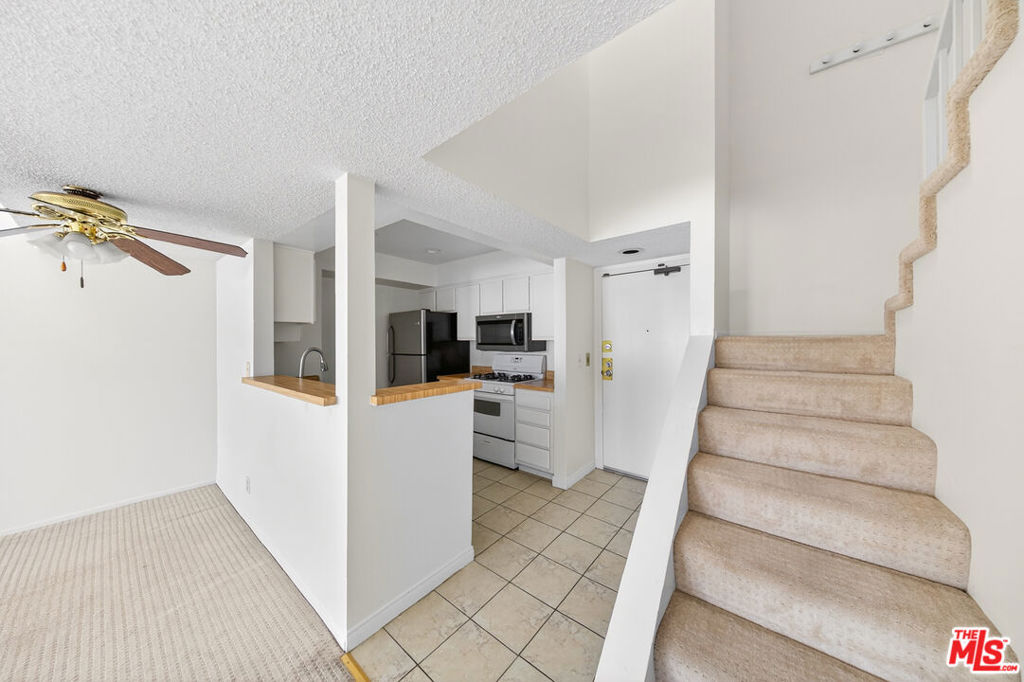 1118 Valencia Street 310
