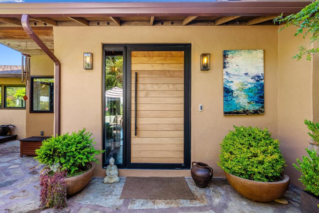25550 Rio Vista Drive