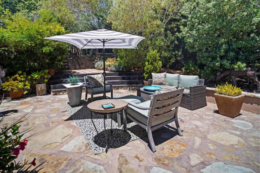25550 Rio Vista Drive