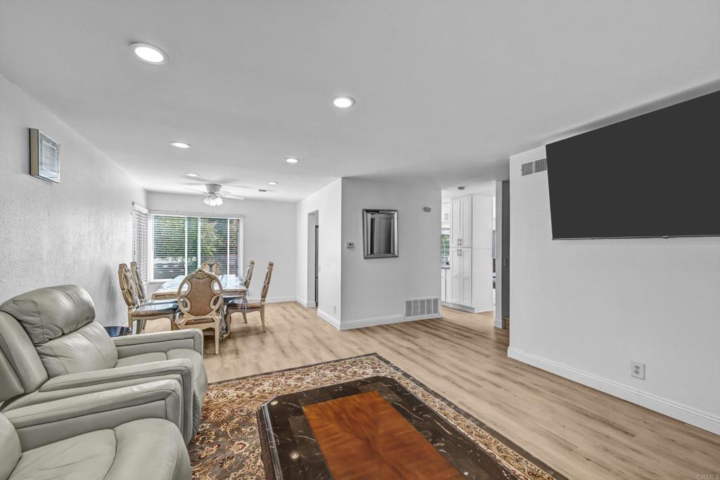 9378 Twin Mountain Circle