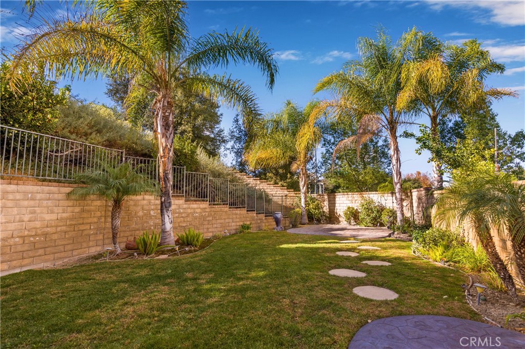 Bella Ventana (BELAV) - Residential Lease