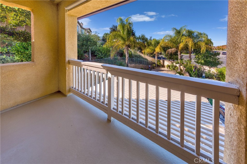 Bella Ventana (BELAV) - Residential Lease
