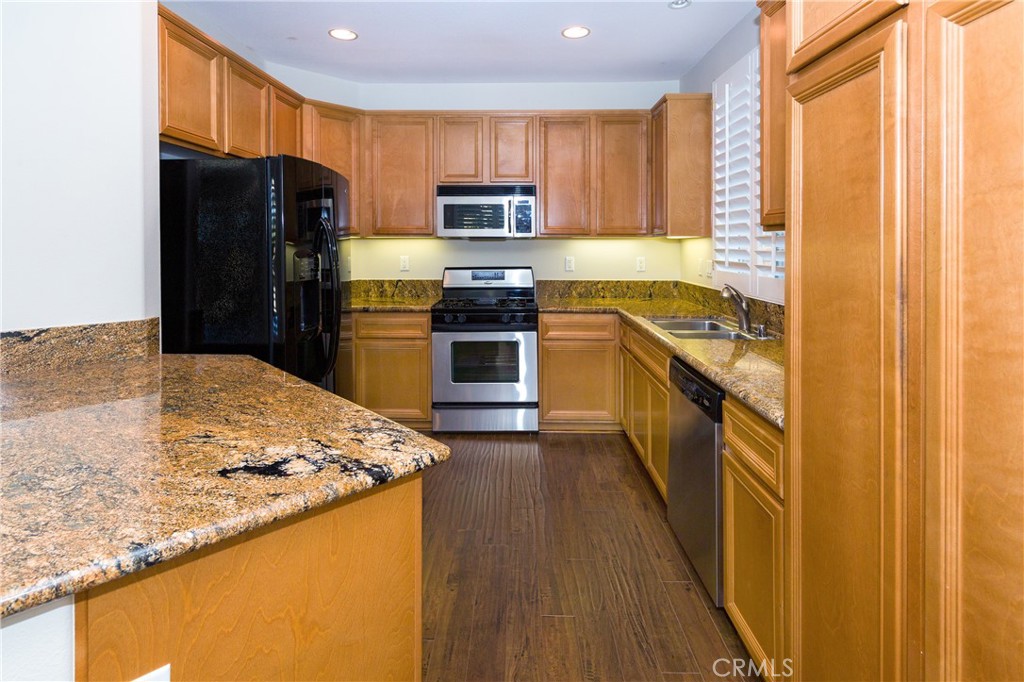 Bella Ventana (BELAV) - Residential Lease