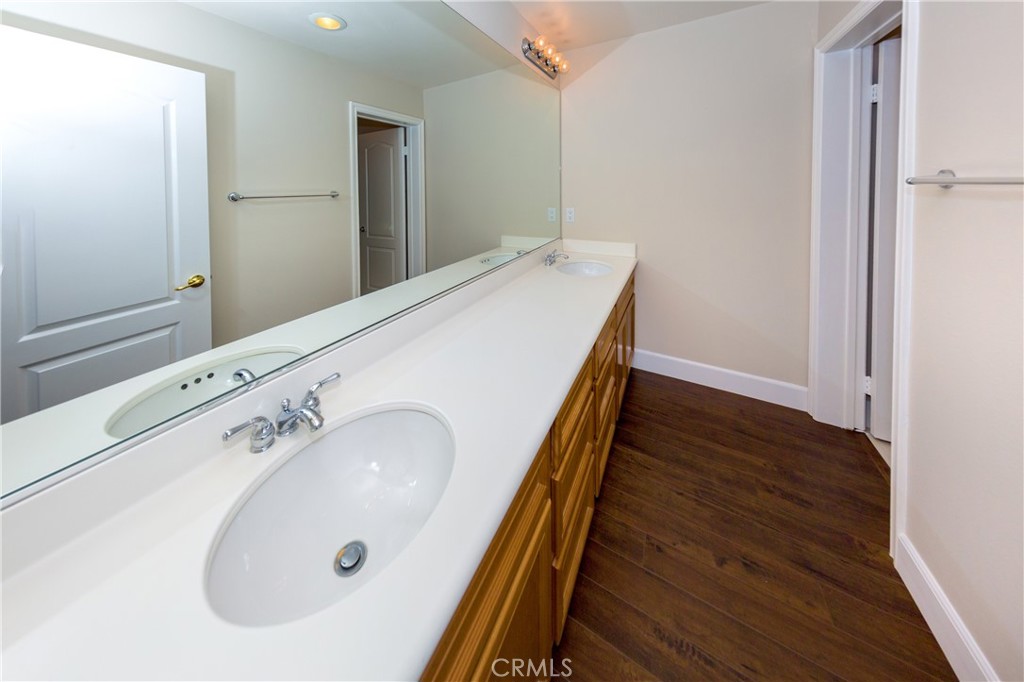 Bella Ventana (BELAV) - Residential Lease