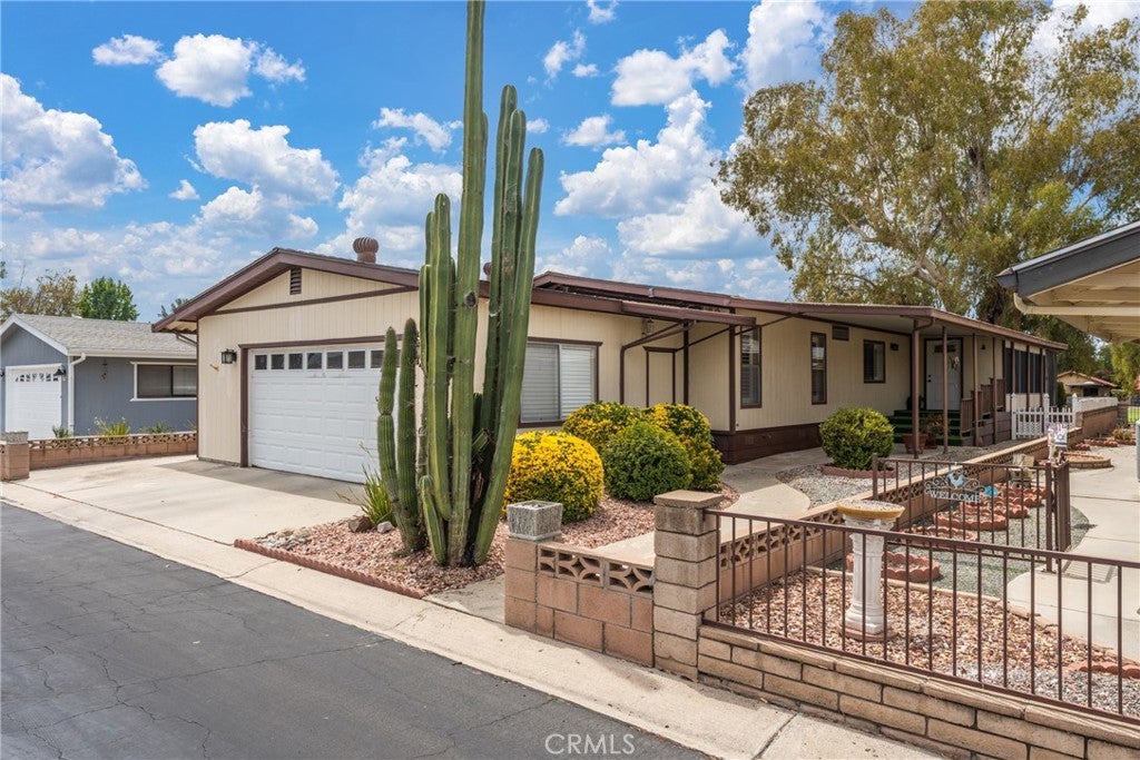 1425 Lodgepole