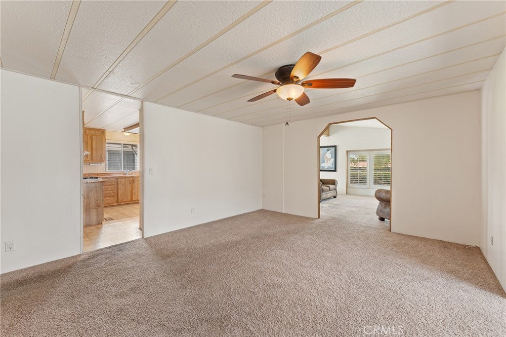 1425 Lodgepole