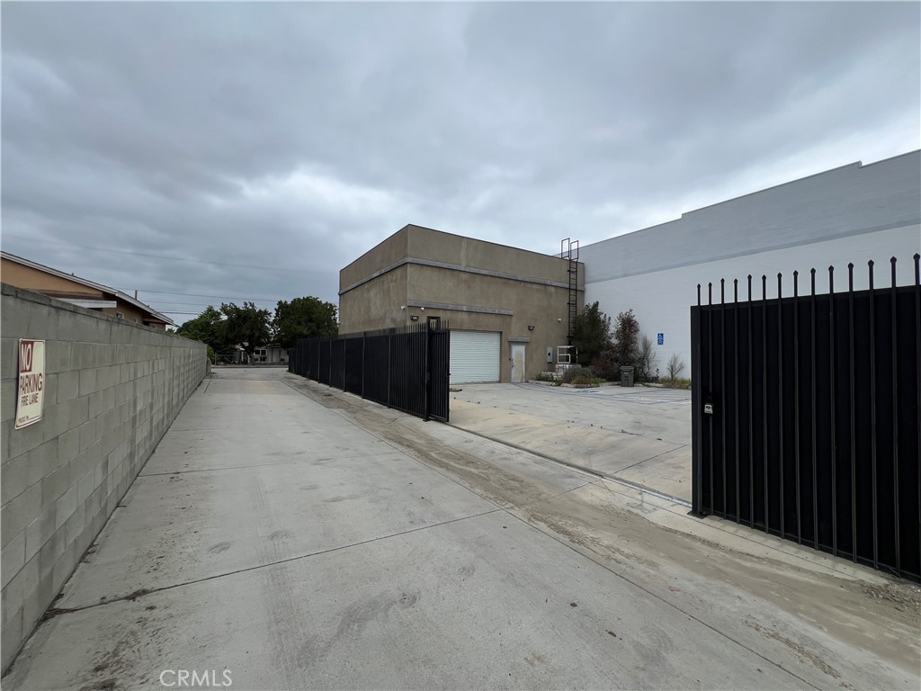 5014 HEINTZ Street