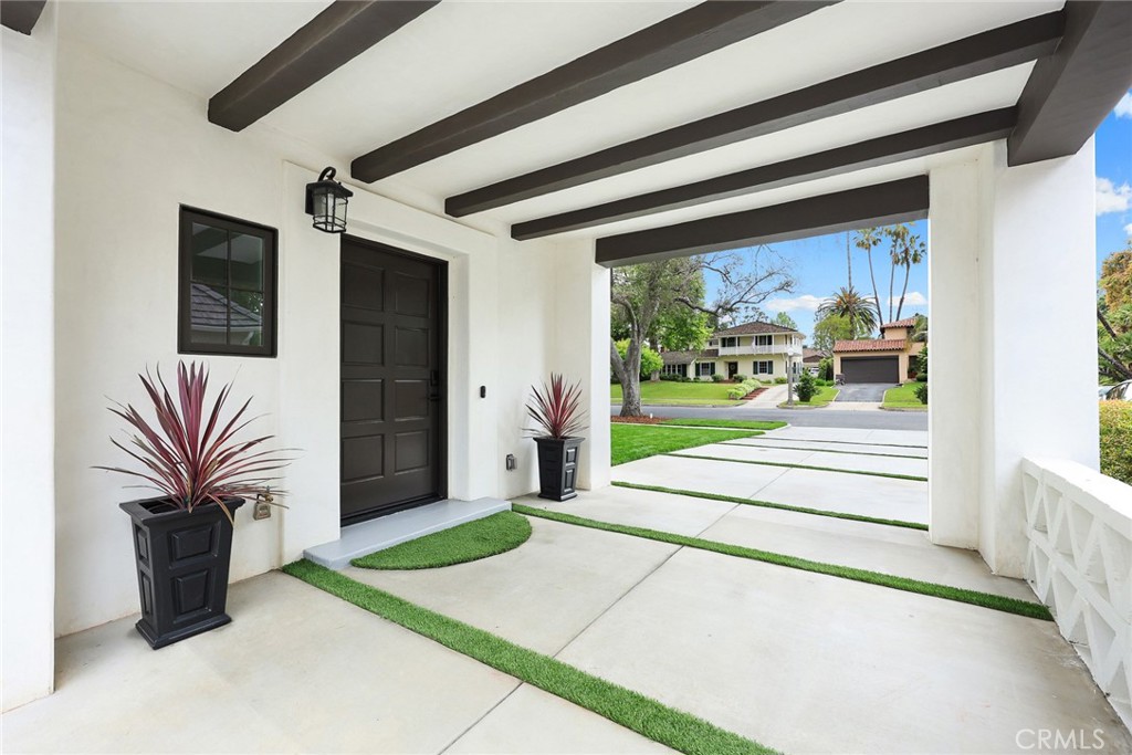 2174 Melville Drive