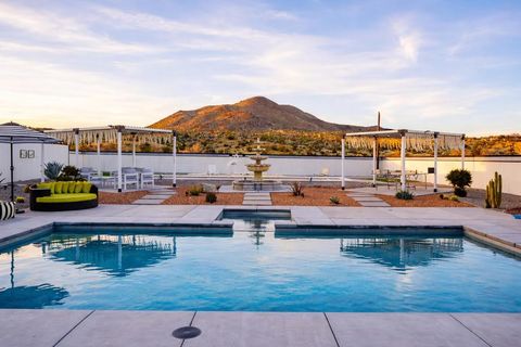 Photo of 58810 Barron Drive, Yucca Valley, CA 92284 (MLS # 219145605DA)