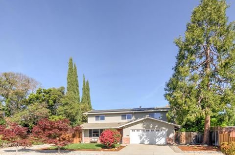 Photo of 1573 Darlene Avenue, San Jose, CA 95125 (MLS # ML82043434)