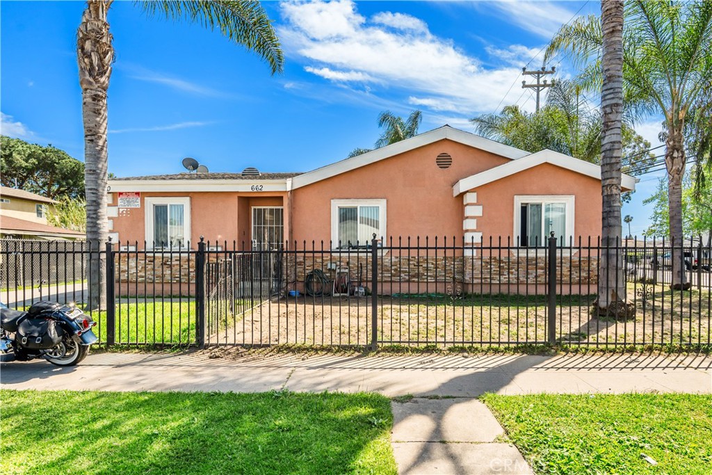 660 W 94th Street