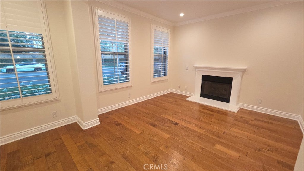 89 Winding Way