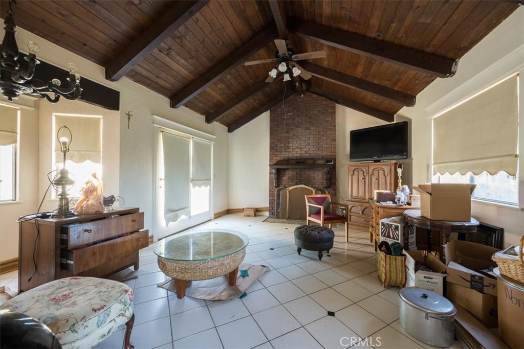 1731 Pico Court