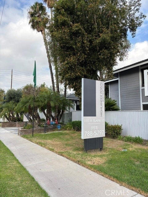 Photo of 1055 W Blaine ST, Riverside, CA 92507 (MLS # IV26233333)