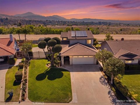 Photo of 7003 Grove Ave, Highland, CA 92346 (MLS # IV26079436)