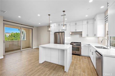 Photo of 114 Outwest, Irvine, CA 92618 (MLS # OC26175303)