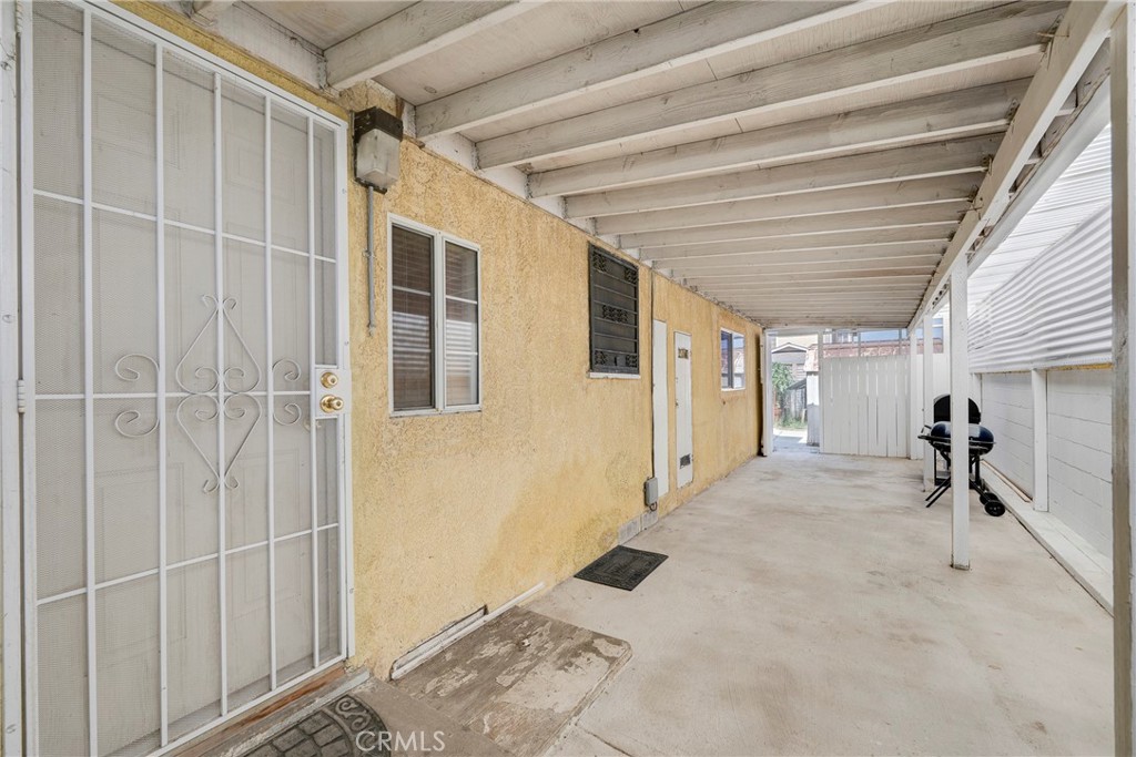 269 E 69th