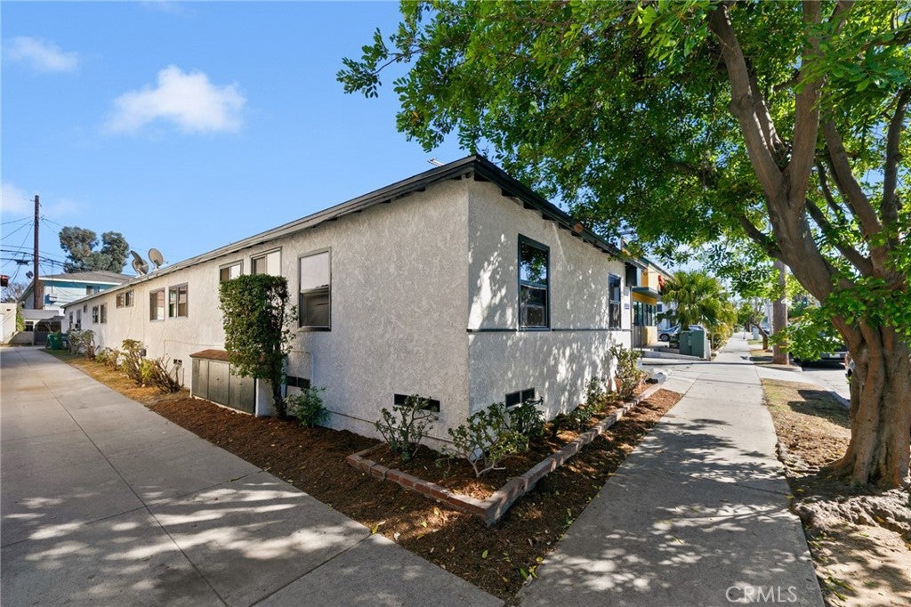 Properties 3 724 Temple