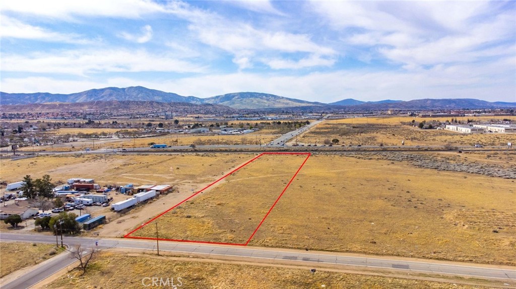 **Prime Commercial Office Flex Land Opportunity in Palmdale!** Seize this rare opportunity to own high-visibility industrial land along Sierra Hwy—one of the busiest thoroughfares in the Antelope Valley! This centrally located property offers easy access to the 14 Freeway, making it an ideal site for industrial development, logistics, or commercial use. With potential for billboard advertising, this location ensures maximum exposure for your business or investment. The Antelope Valley is on the rise—position yourself for success in this fast-growing market. All utilities available at the street. Act now before it's gone!