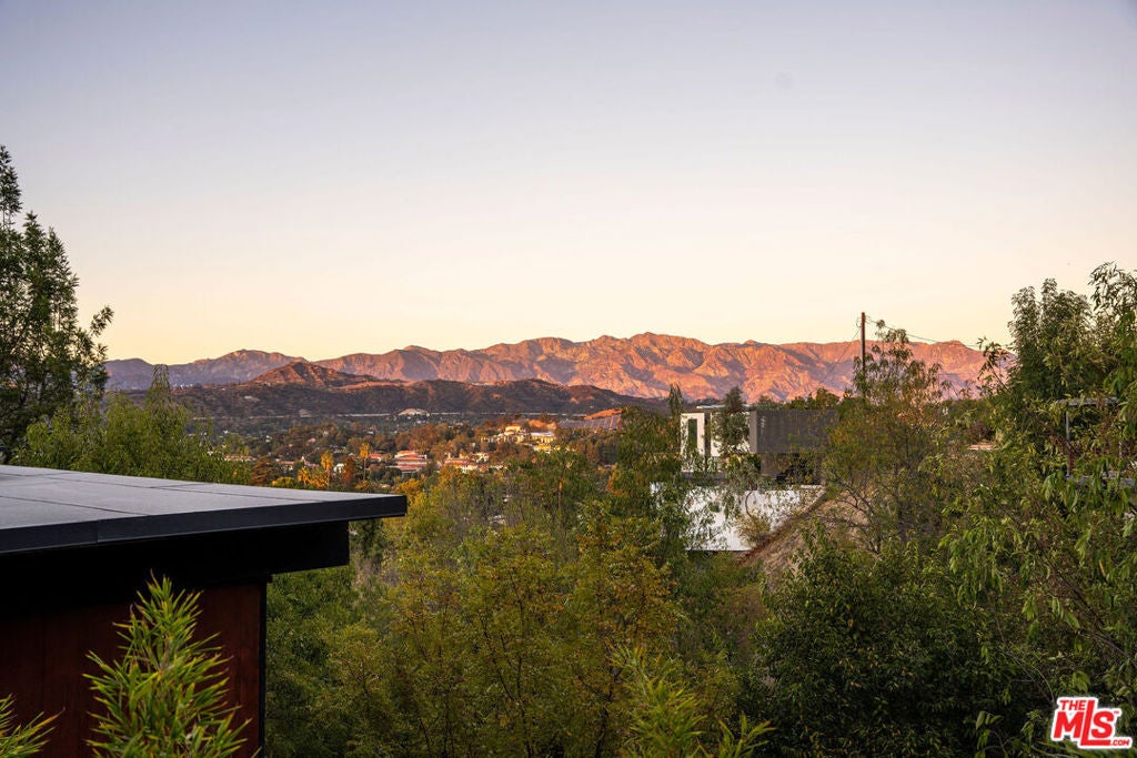 1200 Olancha Drive