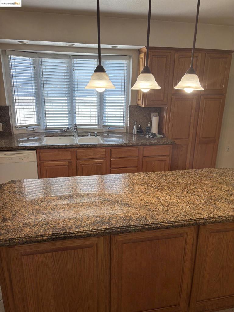 ANTIOCH - Residential Lease