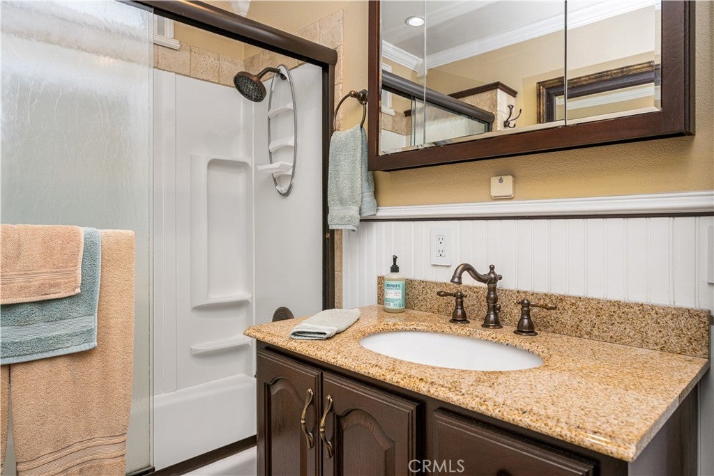 1822 Pomona, Costa Mesa CA 92627 - Photo 37