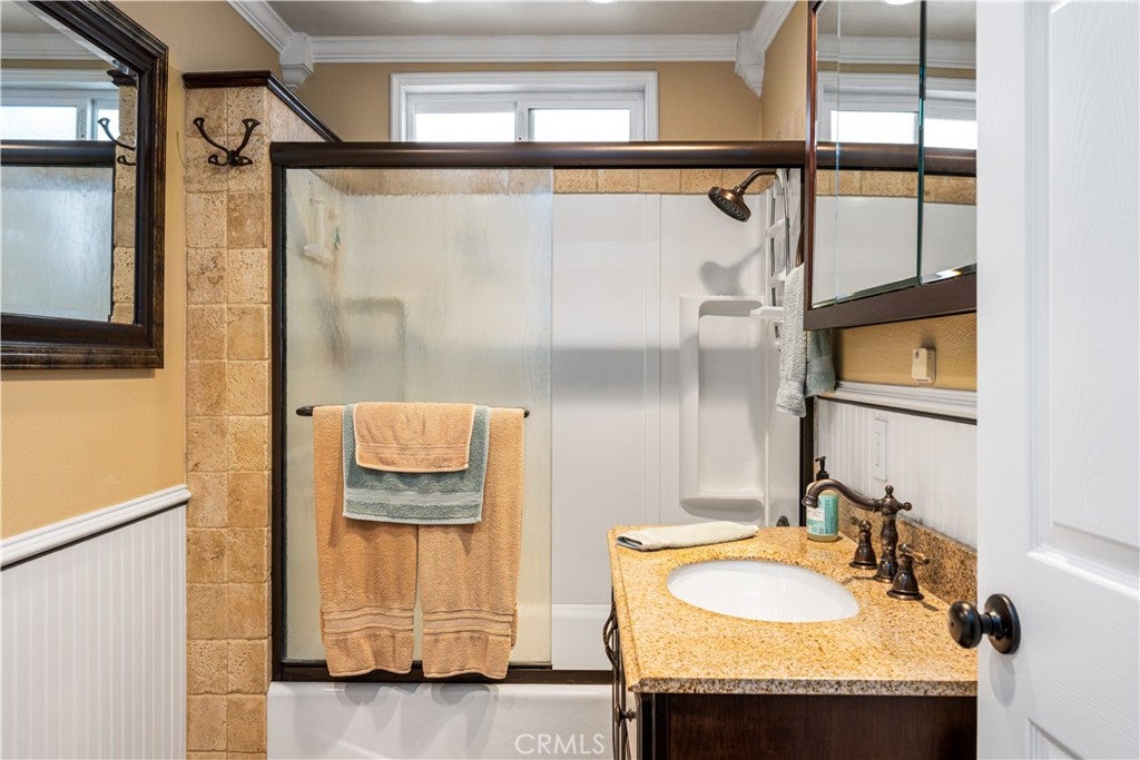 1822 Pomona, Costa Mesa CA 92627 - Photo 36