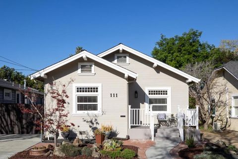 Photo of 111 N Willard Avenue, San Jose, CA 95126 (MLS # ML82039542)