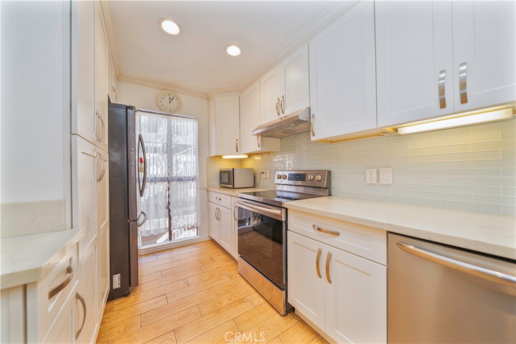 Marina Pacifica (MRP) - Residential Lease