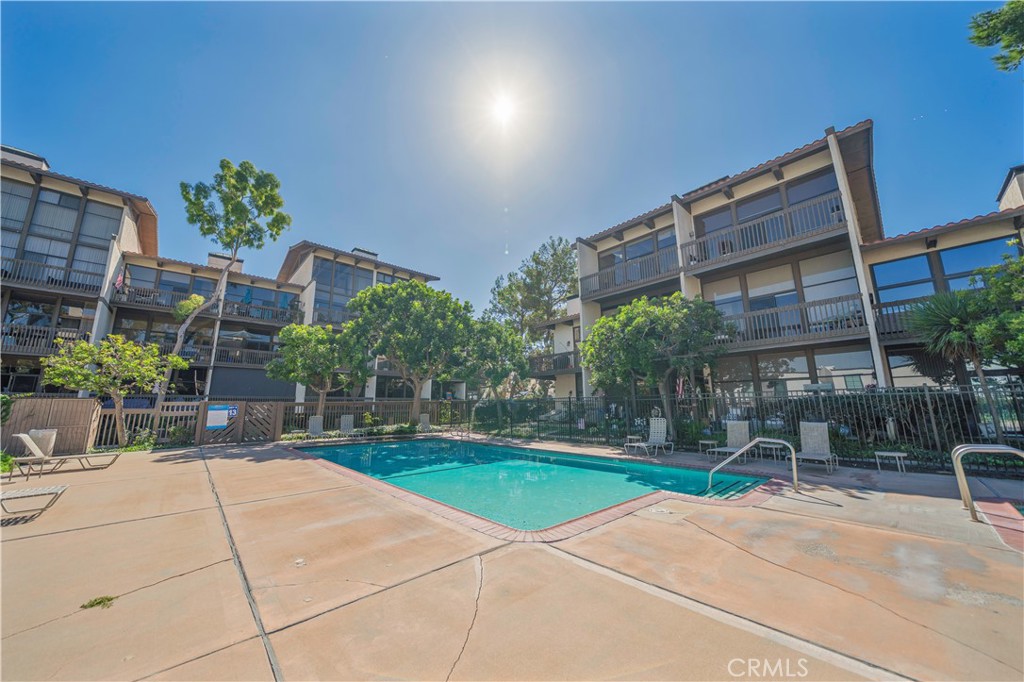 Marina Pacifica (MRP) - Residential Lease