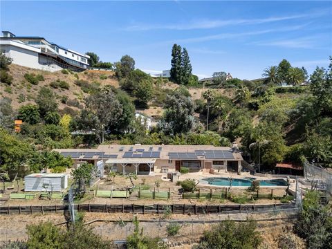 Photo of 10961 Savona Road, Los Angeles, CA 90077 (MLS # SR25202108)