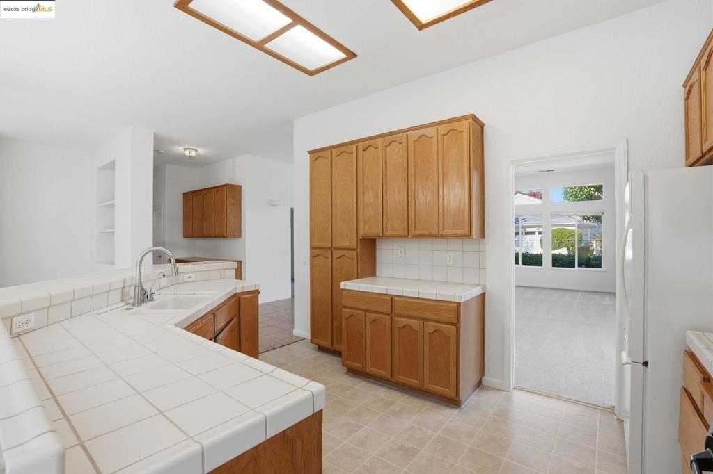 SUMMERSET 1 - Residential