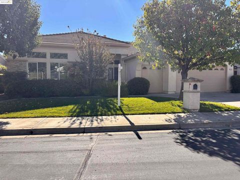 Photo of 84 Spencer Way Way, Brentwood, CA 94513 (MLS # 41115707) Photo of 84 Spencer Way Way, Brentwood, CA 94513 (MLS # 41115707)