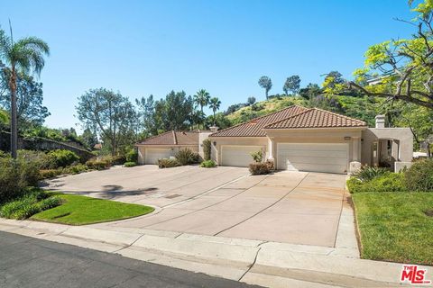 Photo of 604 Palisades Drive, Pacific Palisades, CA 90272 (MLS # 26669599)