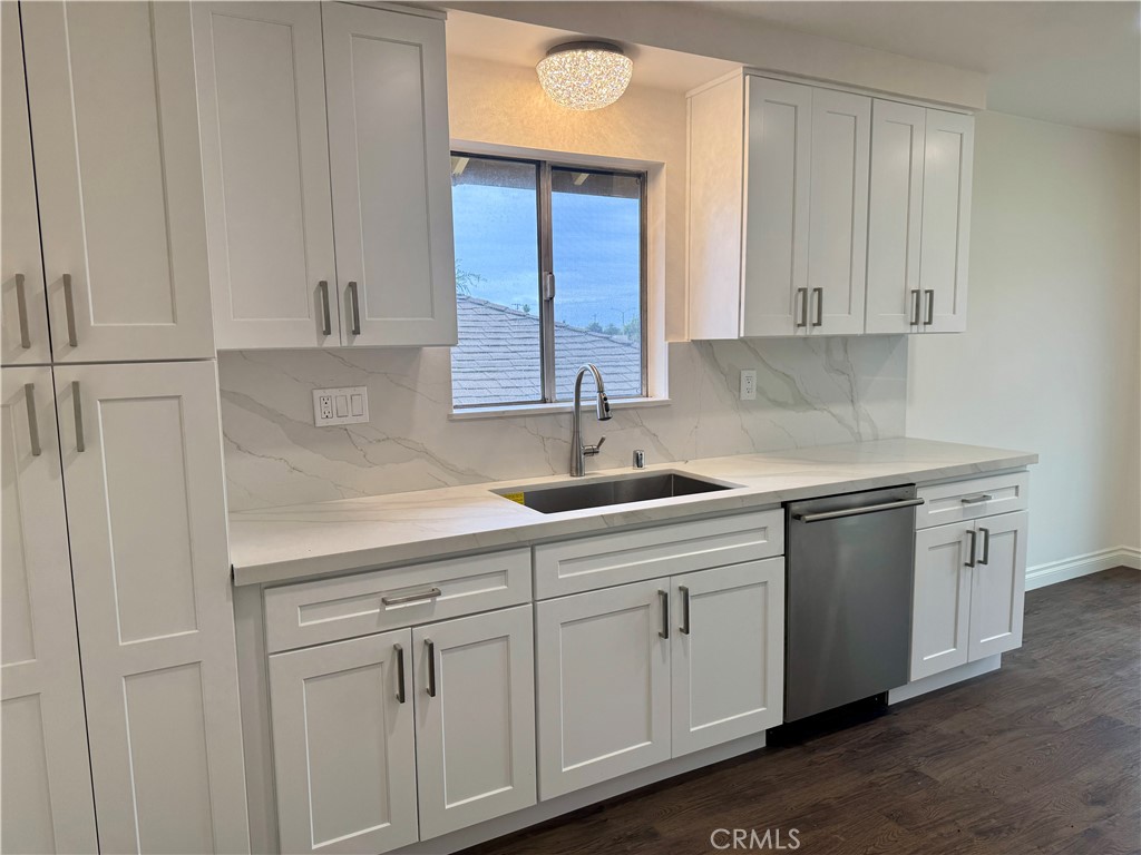 Anaheim - Residential Lease